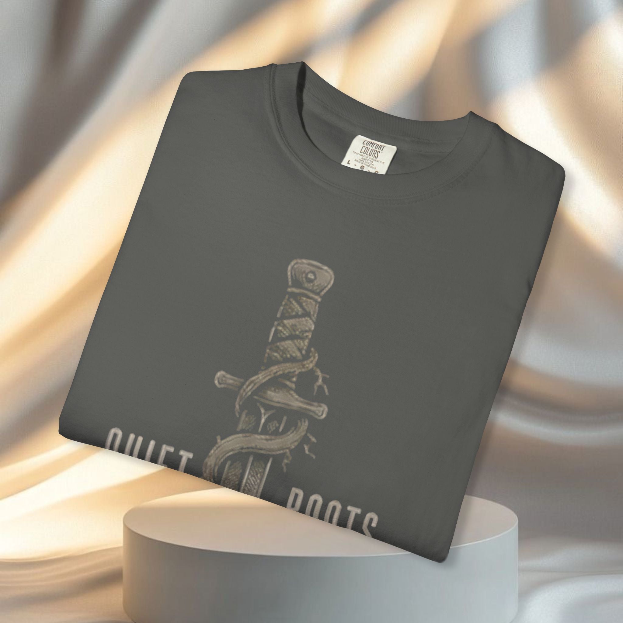 Quiet Roots "Stay Focused" Graphic T-Shirt — Vintage Skull & Dagger Motivational Tee